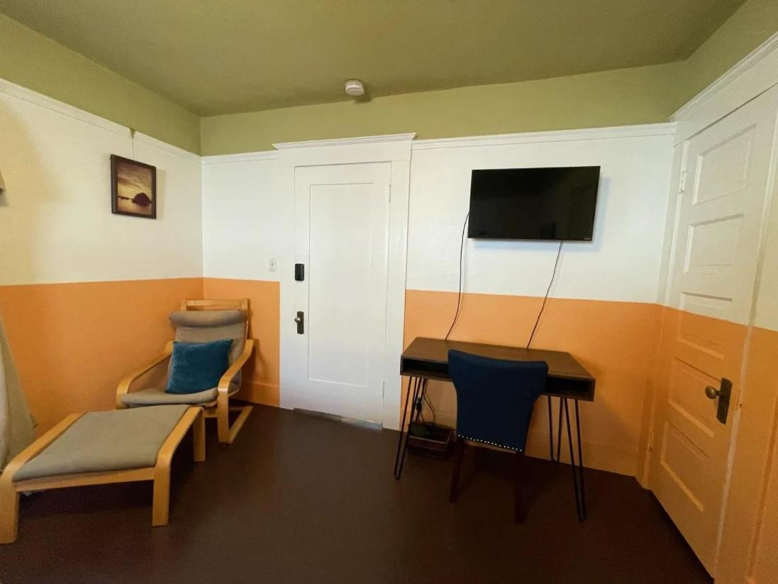 The Good Manor Hostel Fresno Ruang foto